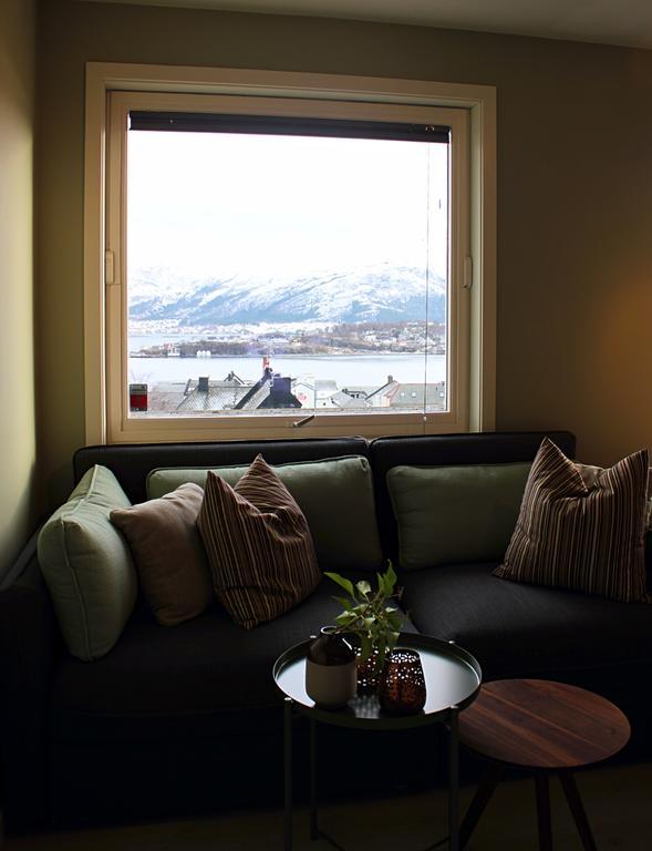City View Studio Apartment Alesund Bagian luar foto